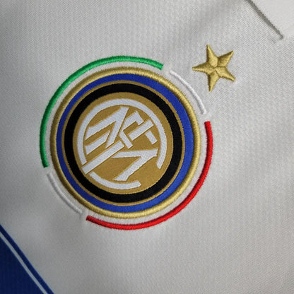 Retro 2009/10 Inter Milan Away Shirt