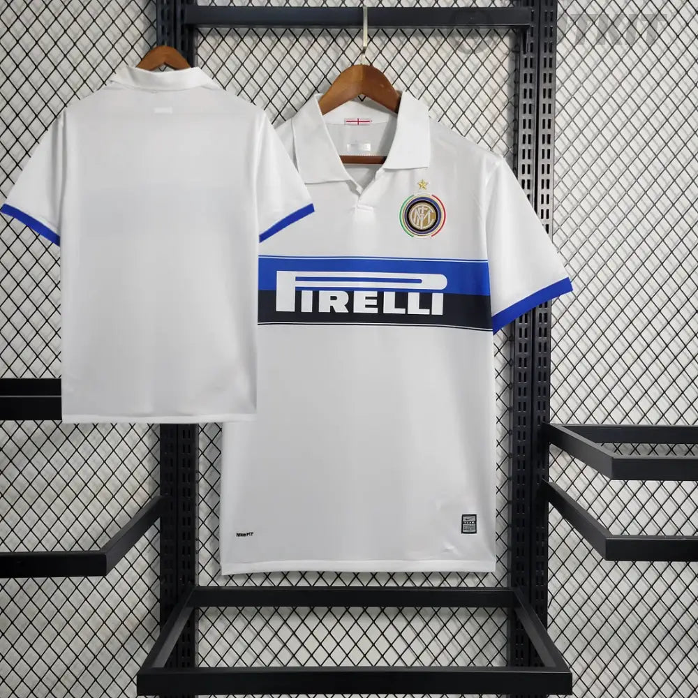 Retro 2009/10 Inter Milan Away Shirt
