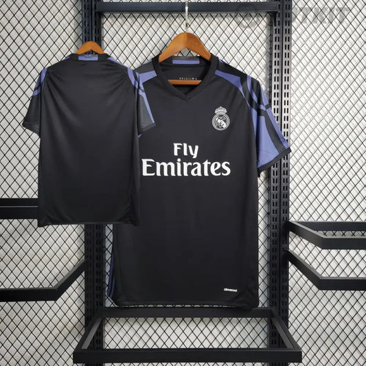 Retro Real Madrid 15/16 away Shirt